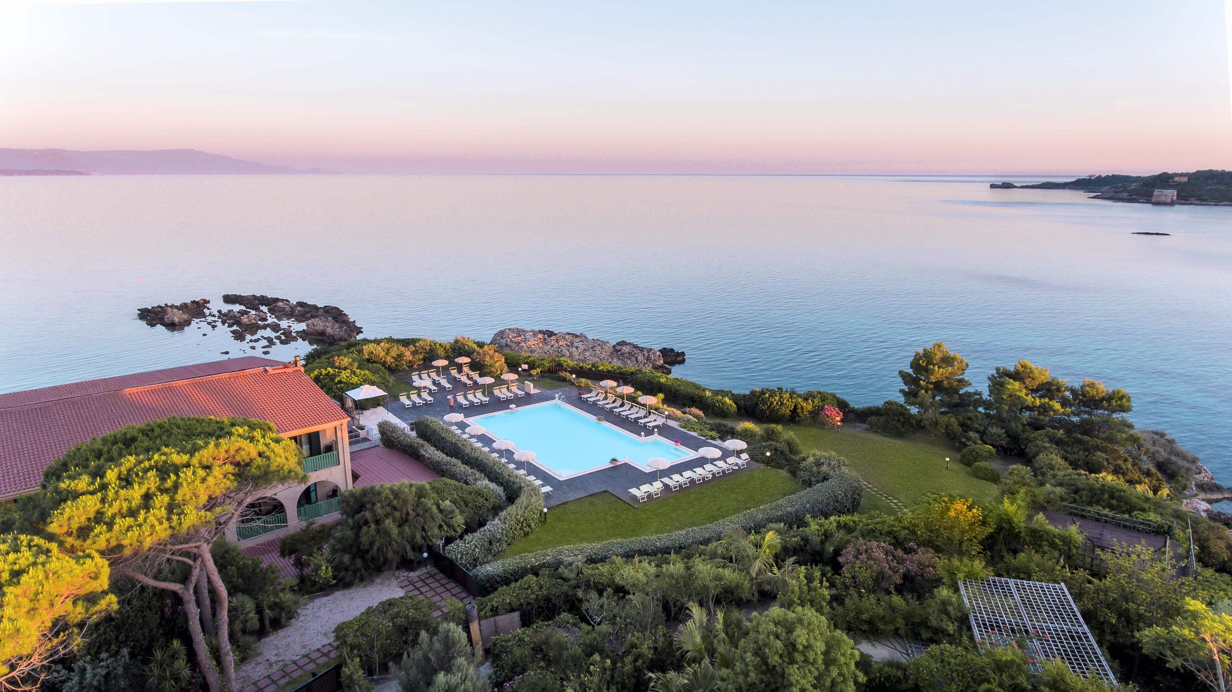 Hotel Dei Pini Fertilia Εξωτερικό φωτογραφία