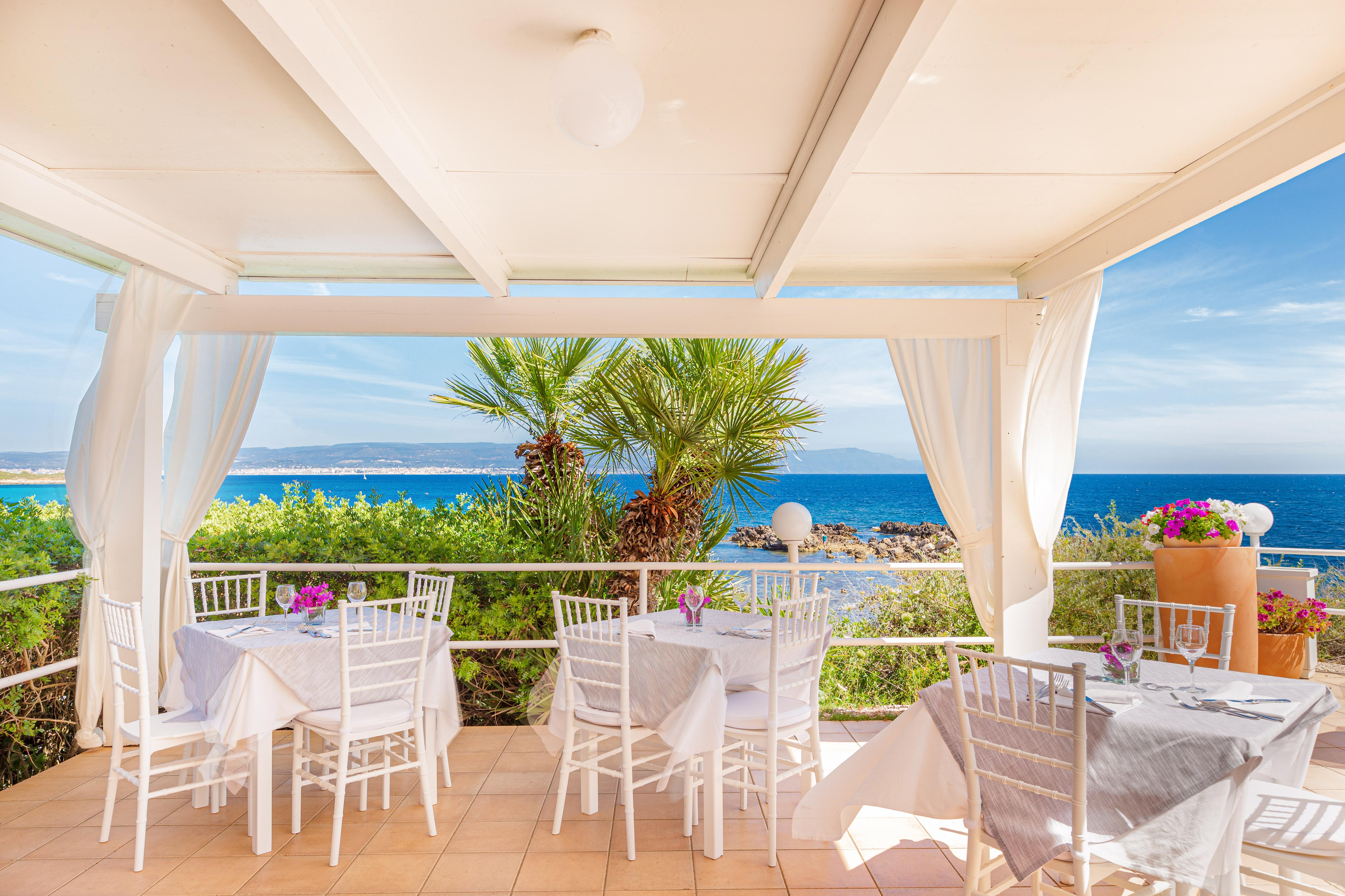 Hotel Dei Pini Fertilia Εξωτερικό φωτογραφία