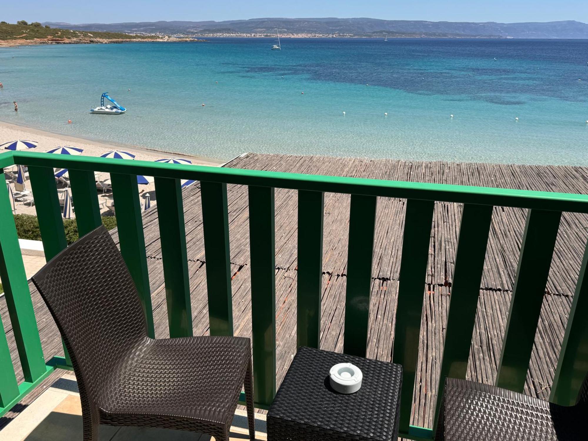 Hotel Dei Pini Fertilia Εξωτερικό φωτογραφία